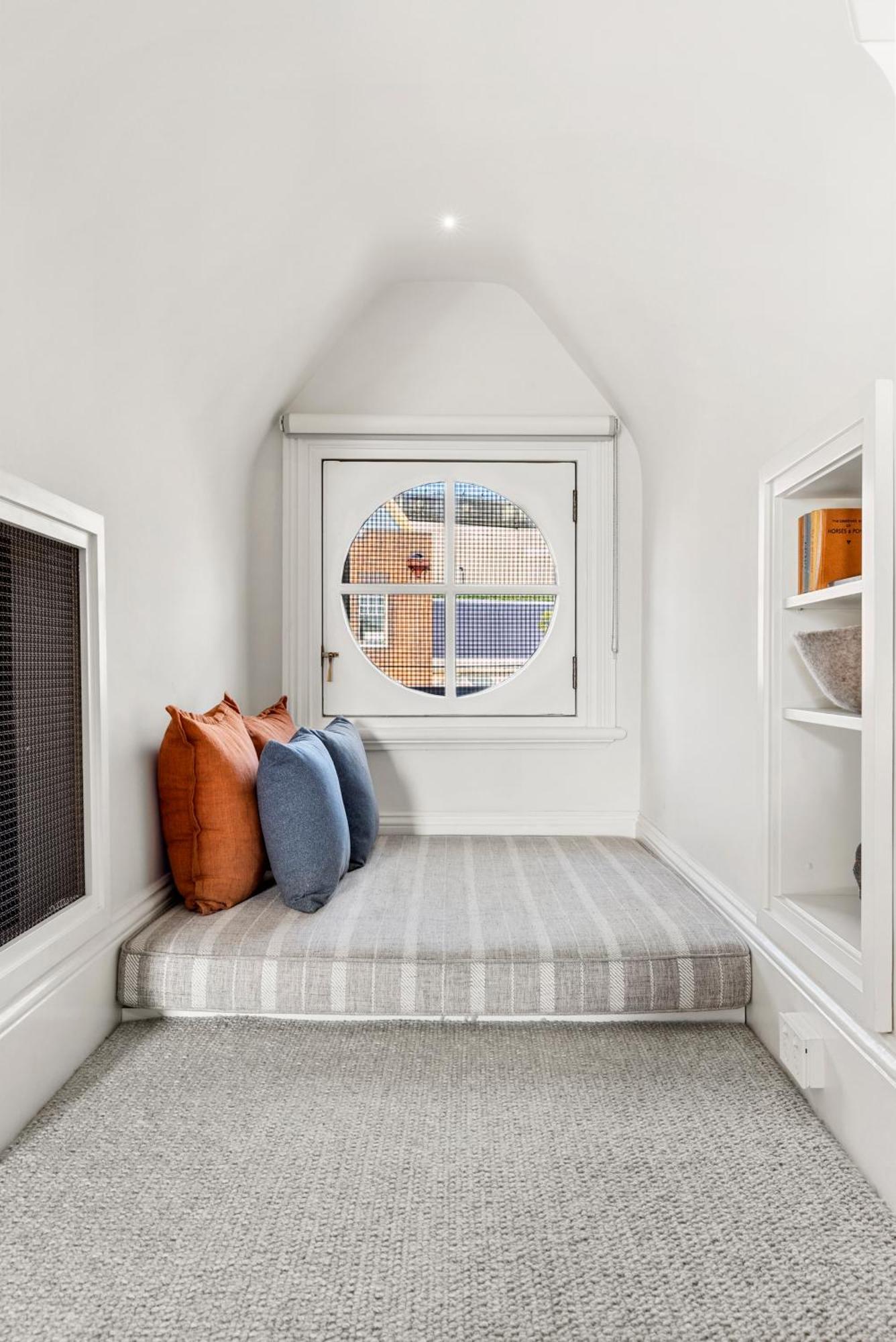 Apartment A Luxurious Heritage Retreat W. Harbour Views