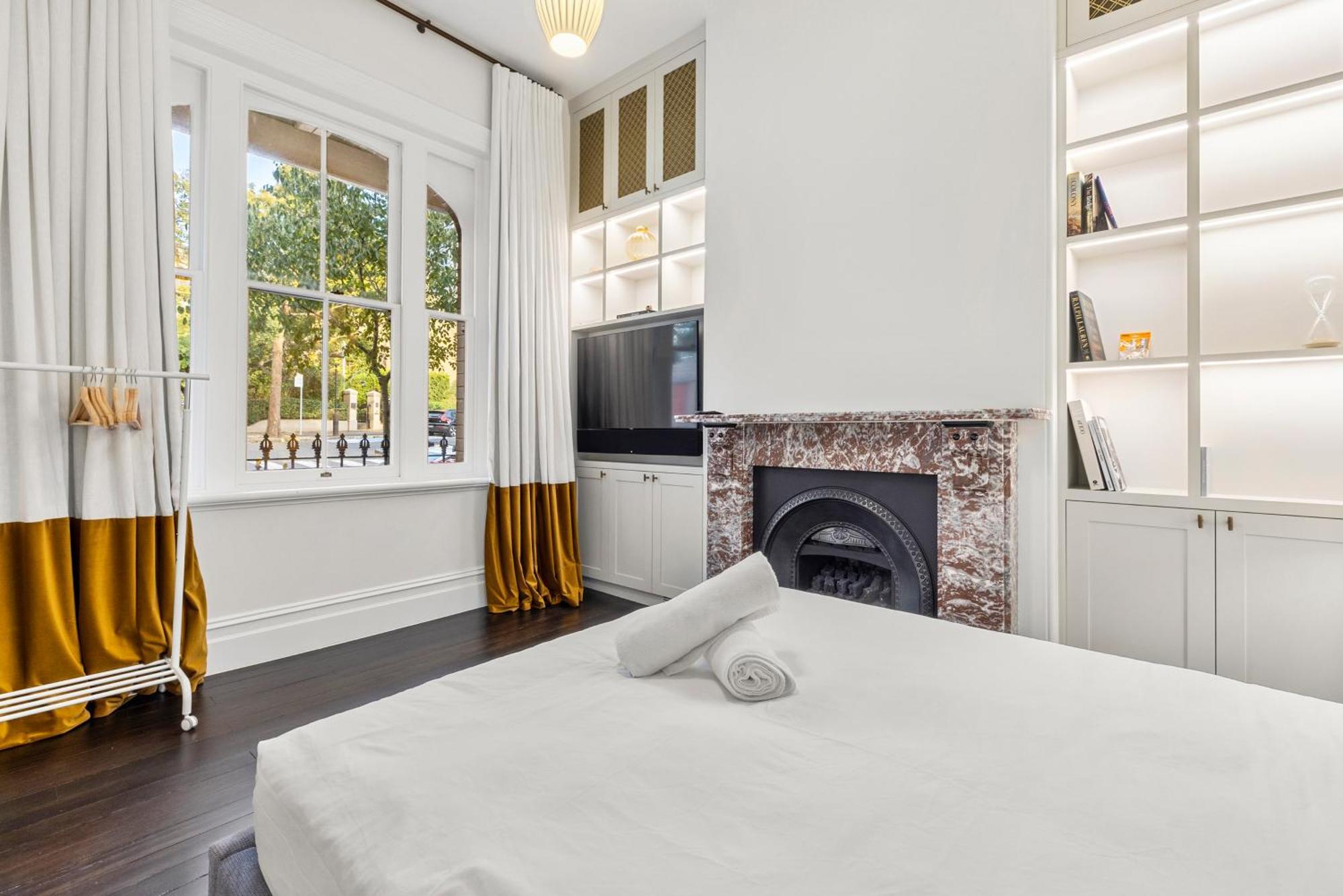 Apartment A Luxurious Heritage Retreat W. Harbour Views *