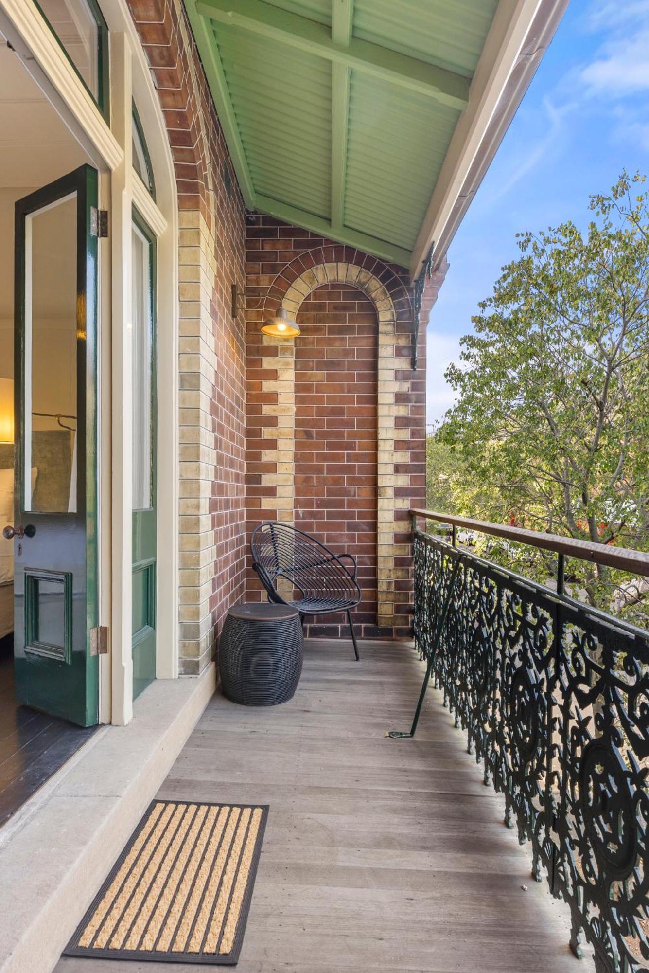 Apartment A Luxurious Heritage Retreat W. Harbour Views