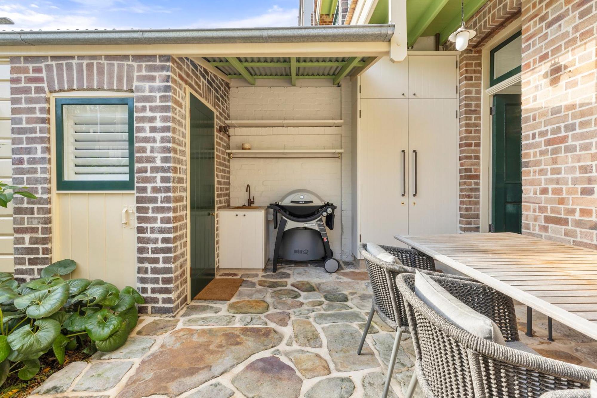 Apartment A Luxurious Heritage Retreat W. Harbour Views Sydney